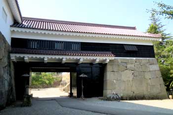 鶴ヶ城 鉄門