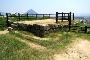 丸亀城 隅櫓跡